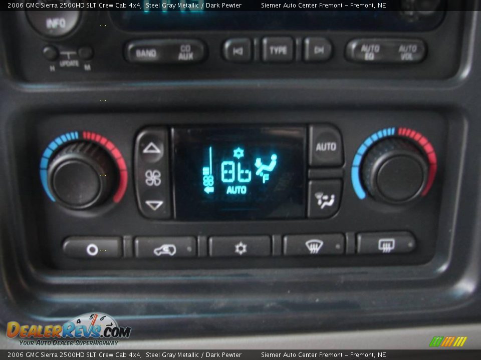 2006 GMC Sierra 2500HD SLT Crew Cab 4x4 Steel Gray Metallic / Dark Pewter Photo #33