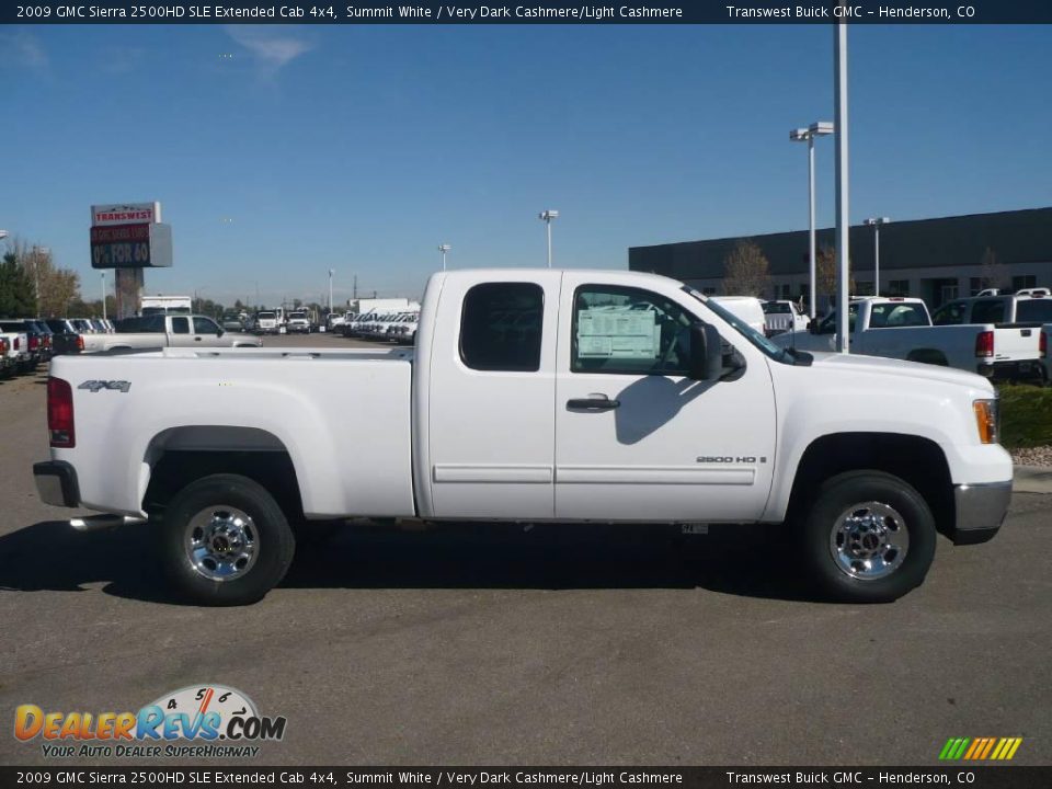2009 GMC Sierra 2500HD SLE Extended Cab 4x4 Summit White / Very Dark Cashmere/Light Cashmere Photo #3