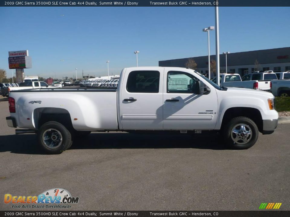 2009 GMC Sierra 3500HD SLE Crew Cab 4x4 Dually Summit White / Ebony Photo #3