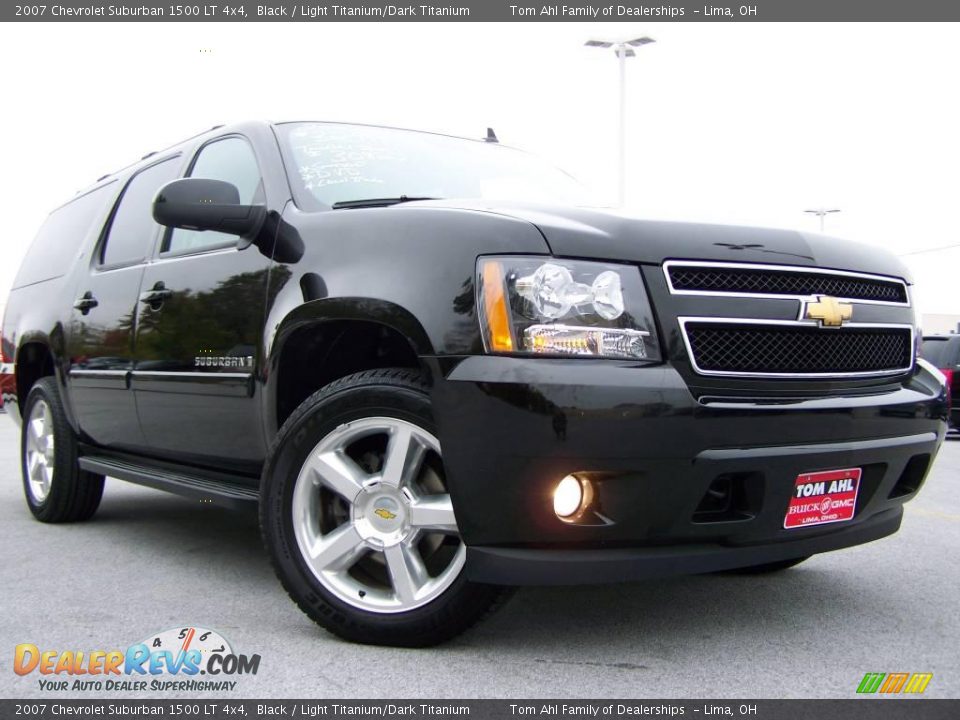 2007 Chevrolet Suburban 1500 LT 4x4 Black / Light Titanium/Dark Titanium Photo #1