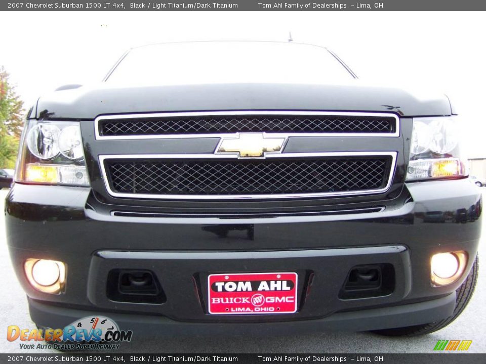 2007 Chevrolet Suburban 1500 LT 4x4 Black / Light Titanium/Dark Titanium Photo #3