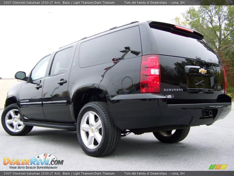 2007 Chevrolet Suburban 1500 LT 4x4 Black / Light Titanium/Dark Titanium Photo #4