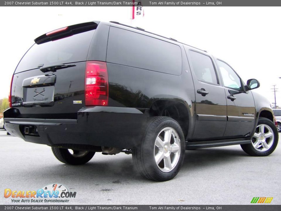 2007 Chevrolet Suburban 1500 LT 4x4 Black / Light Titanium/Dark Titanium Photo #7