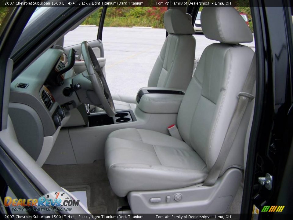 2007 Chevrolet Suburban 1500 LT 4x4 Black / Light Titanium/Dark Titanium Photo #9