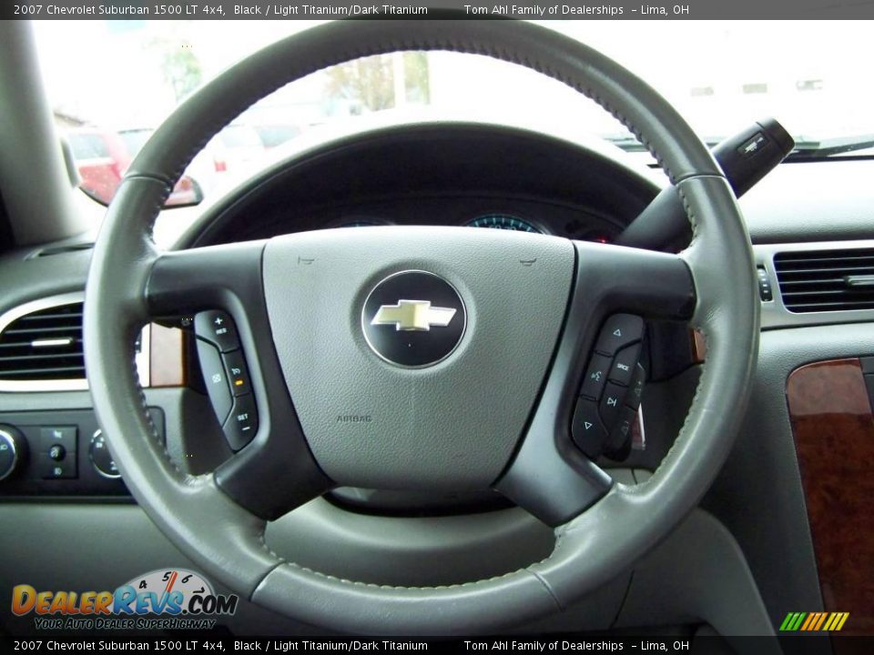 2007 Chevrolet Suburban 1500 LT 4x4 Black / Light Titanium/Dark Titanium Photo #21