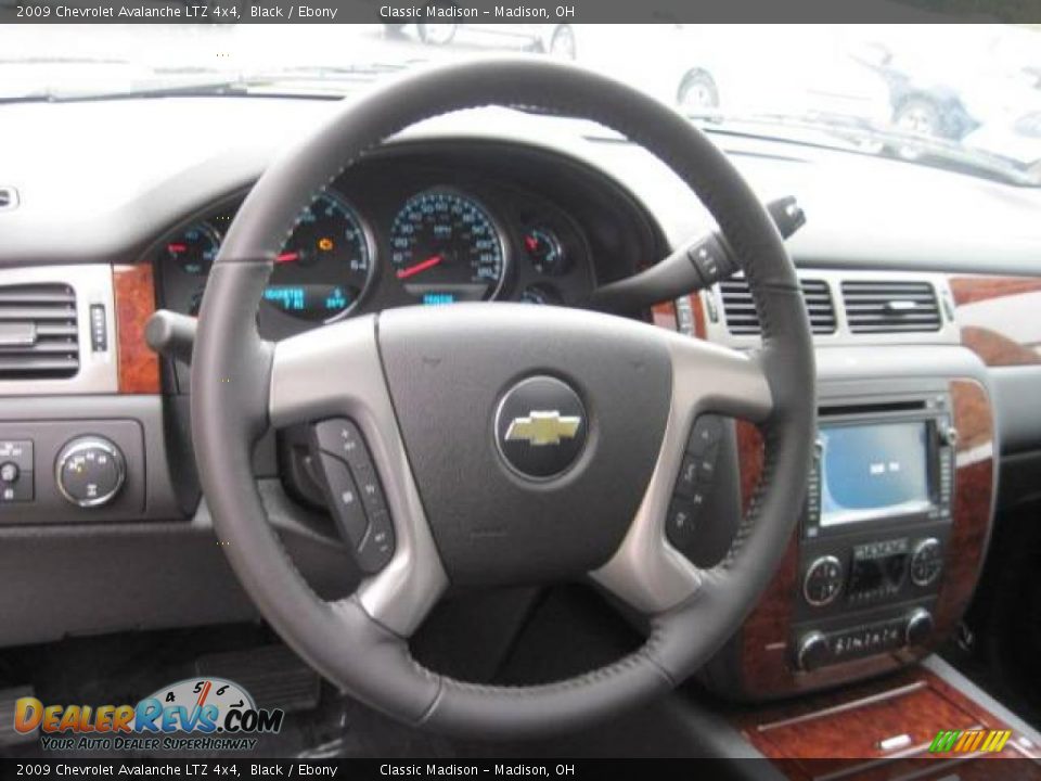 2009 Chevrolet Avalanche LTZ 4x4 Black / Ebony Photo #11