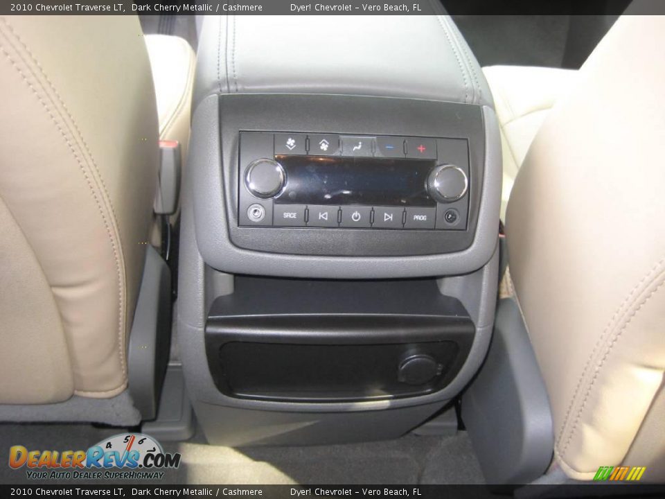 2010 Chevrolet Traverse LT Dark Cherry Metallic / Cashmere Photo #14