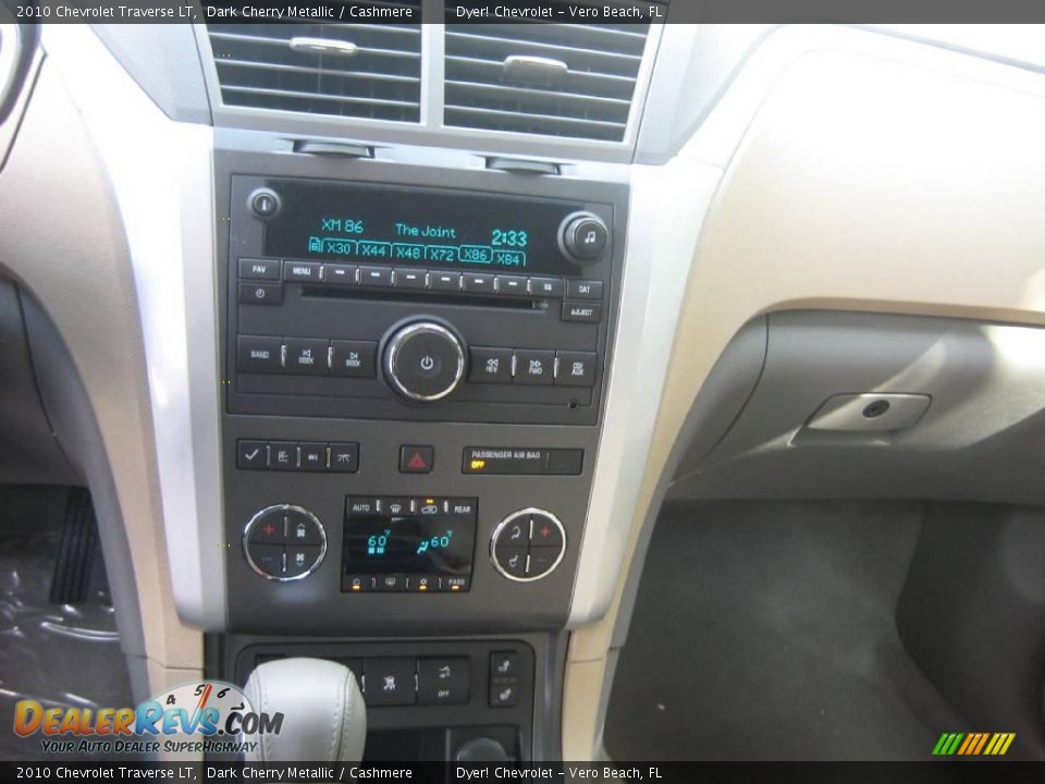 2010 Chevrolet Traverse LT Dark Cherry Metallic / Cashmere Photo #18