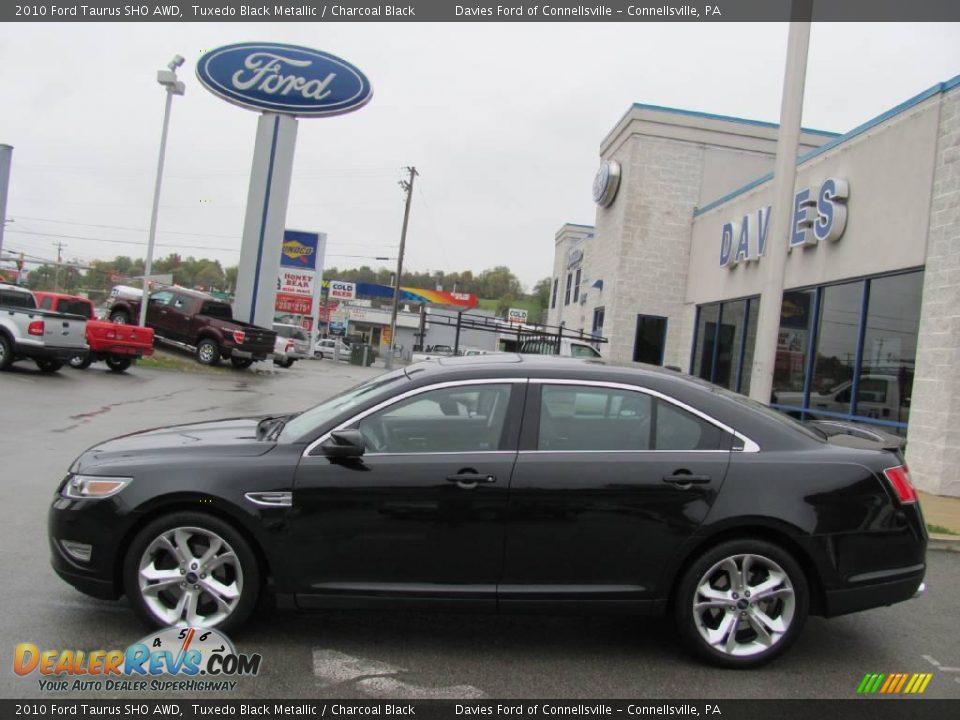 2010 Ford Taurus SHO AWD Tuxedo Black Metallic / Charcoal Black Photo #2