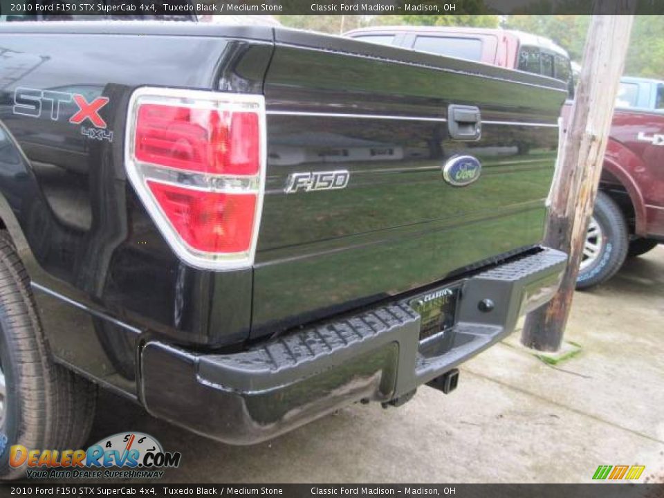 2010 Ford F150 STX SuperCab 4x4 Tuxedo Black / Medium Stone Photo #4