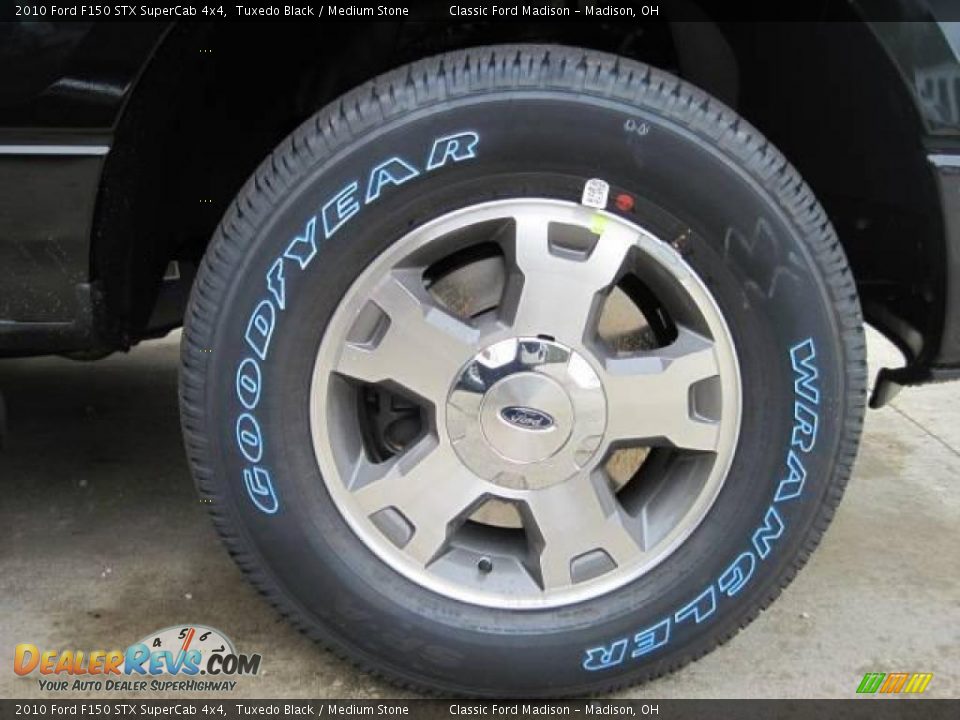 2010 Ford F150 STX SuperCab 4x4 Tuxedo Black / Medium Stone Photo #5