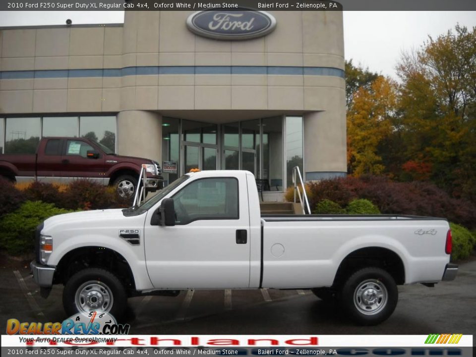 2010 Ford F250 Super Duty XL Regular Cab 4x4 Oxford White / Medium Stone Photo #1