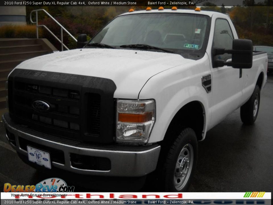 2010 Ford F250 Super Duty XL Regular Cab 4x4 Oxford White / Medium Stone Photo #2