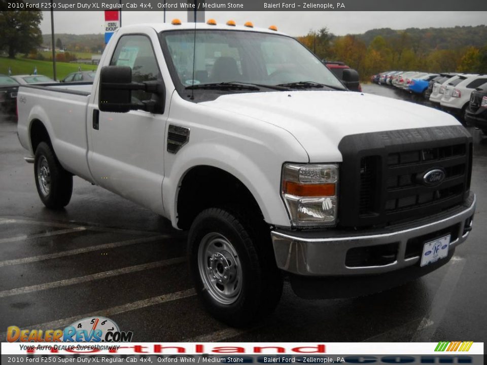 2010 Ford F250 Super Duty XL Regular Cab 4x4 Oxford White / Medium Stone Photo #4