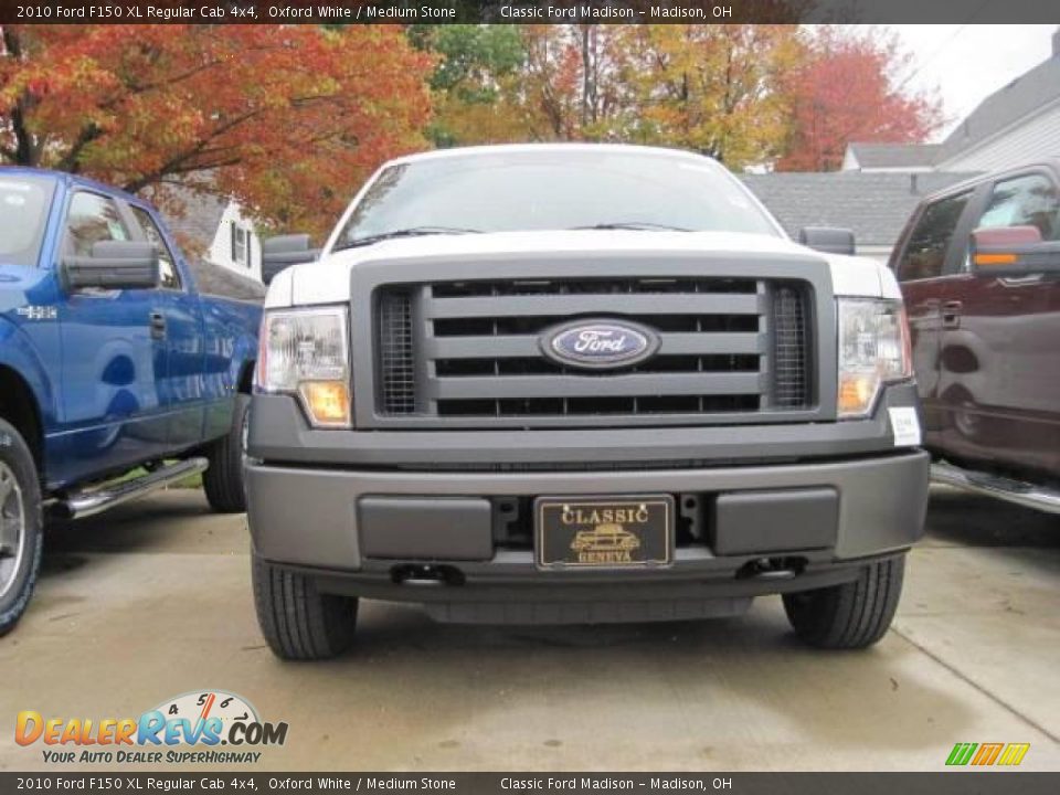 2010 Ford F150 XL Regular Cab 4x4 Oxford White / Medium Stone Photo #2