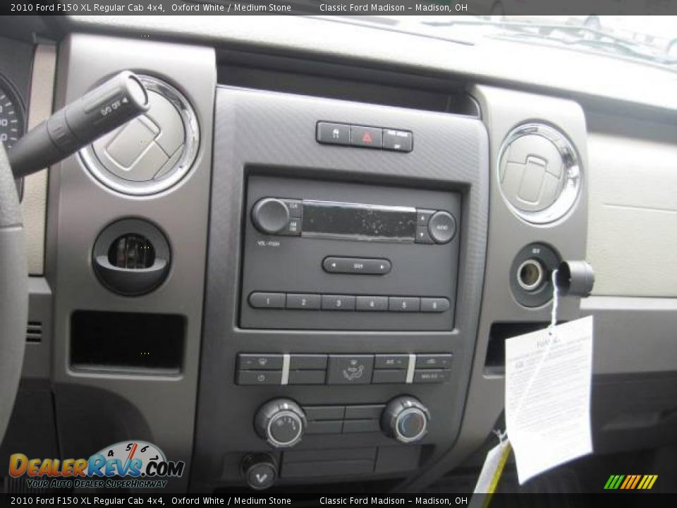 2010 Ford F150 XL Regular Cab 4x4 Oxford White / Medium Stone Photo #9