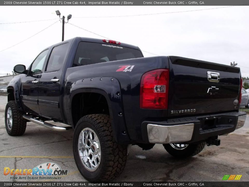 2009 Chevrolet Silverado 1500 LT Z71 Crew Cab 4x4 Imperial Blue Metallic / Ebony Photo #8