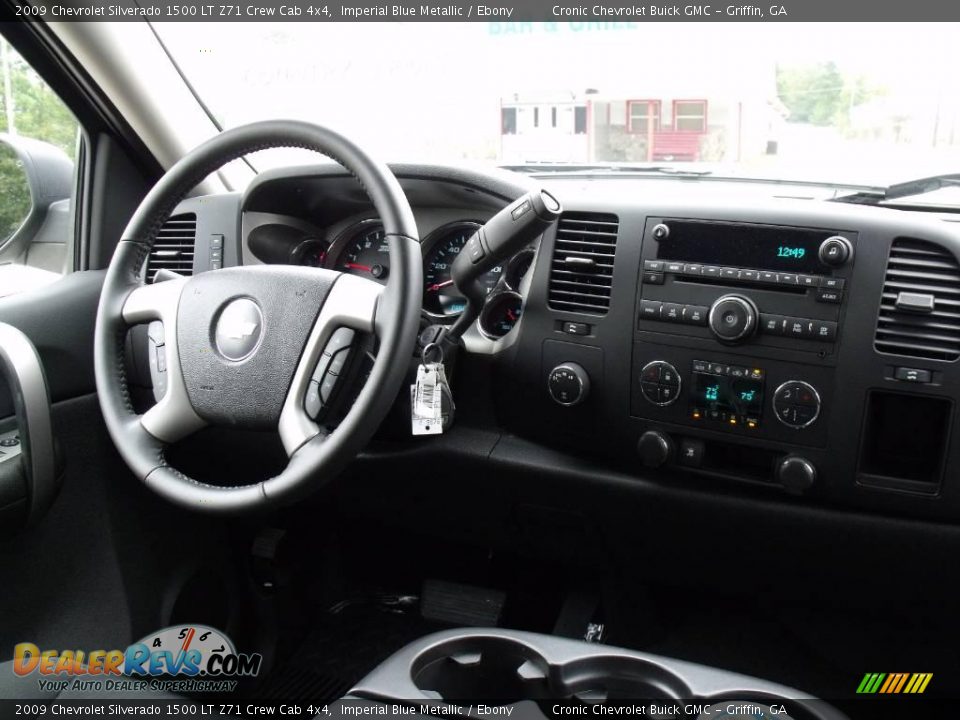 2009 Chevrolet Silverado 1500 LT Z71 Crew Cab 4x4 Imperial Blue Metallic / Ebony Photo #16