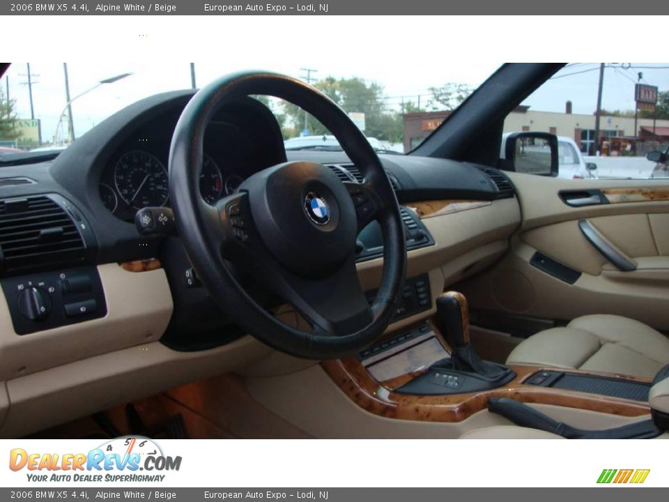 2006 BMW X5 4.4i Alpine White / Beige Photo #8