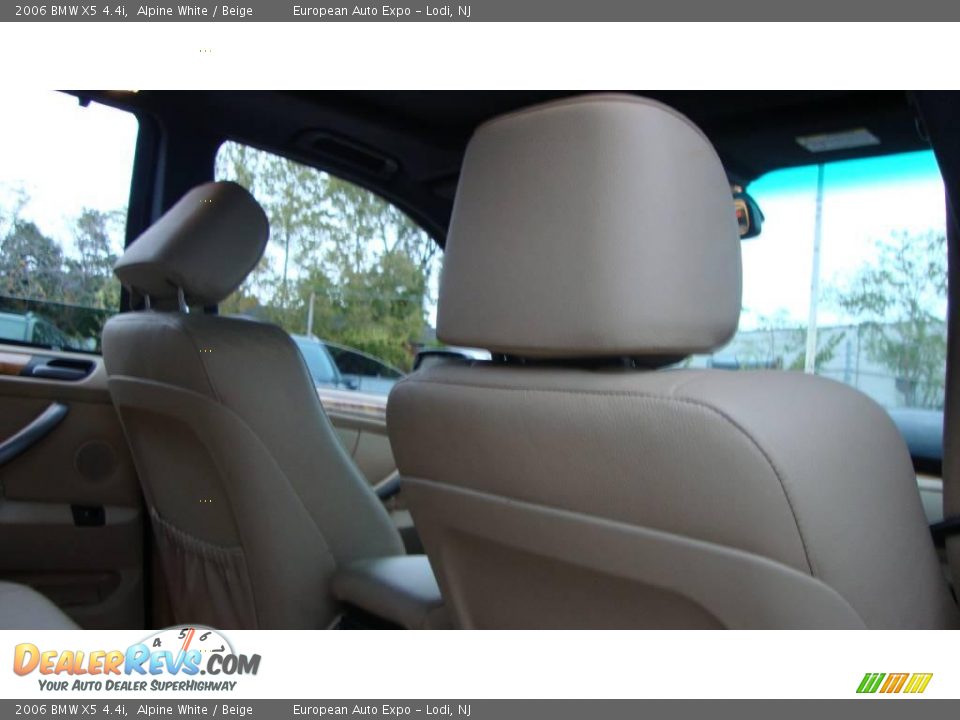 2006 BMW X5 4.4i Alpine White / Beige Photo #13