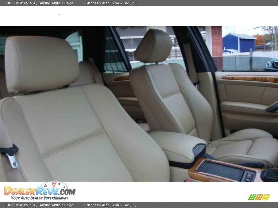 2006 BMW X5 4.4i Alpine White / Beige Photo #16