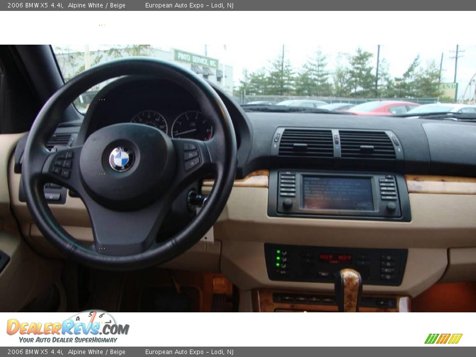 2006 BMW X5 4.4i Alpine White / Beige Photo #17