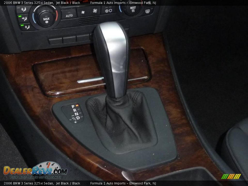 2006 BMW 3 Series 325xi Sedan Jet Black / Black Photo #12