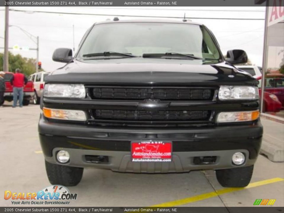 2005 Chevrolet Suburban 1500 Z71 4x4 Black / Tan/Neutral Photo #6