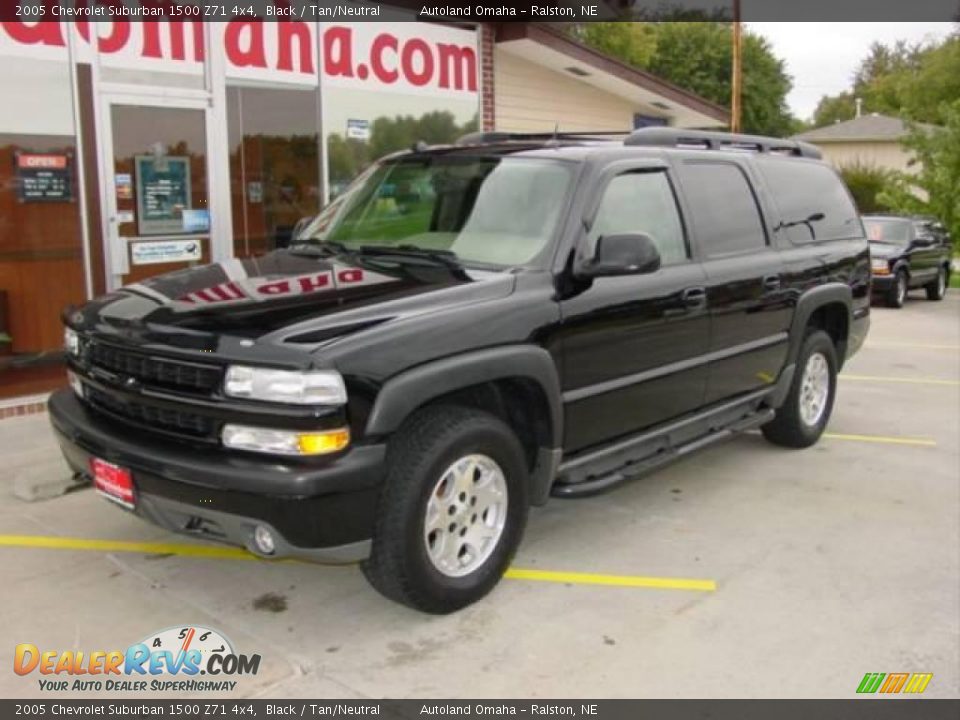 2005 Chevrolet Suburban 1500 Z71 4x4 Black / Tan/Neutral Photo #15