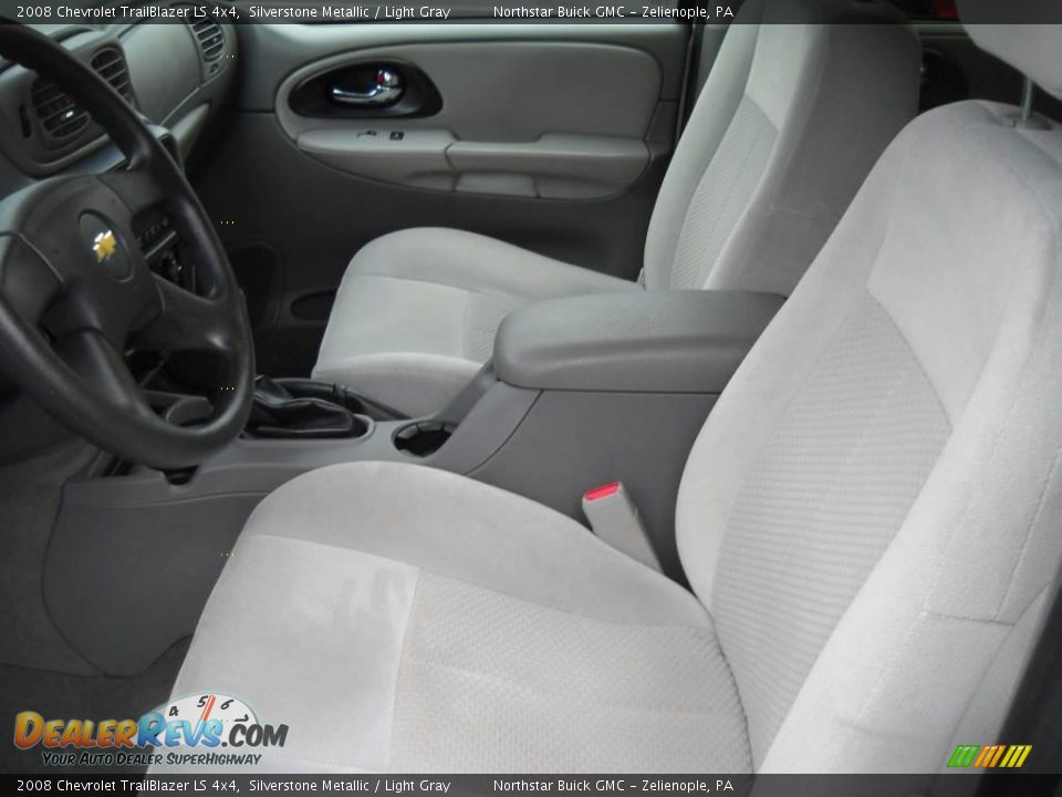 2008 Chevrolet TrailBlazer LS 4x4 Silverstone Metallic / Light Gray Photo #8