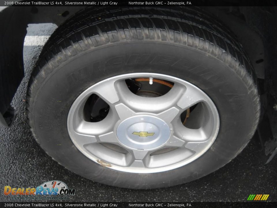 2008 Chevrolet TrailBlazer LS 4x4 Silverstone Metallic / Light Gray Photo #13