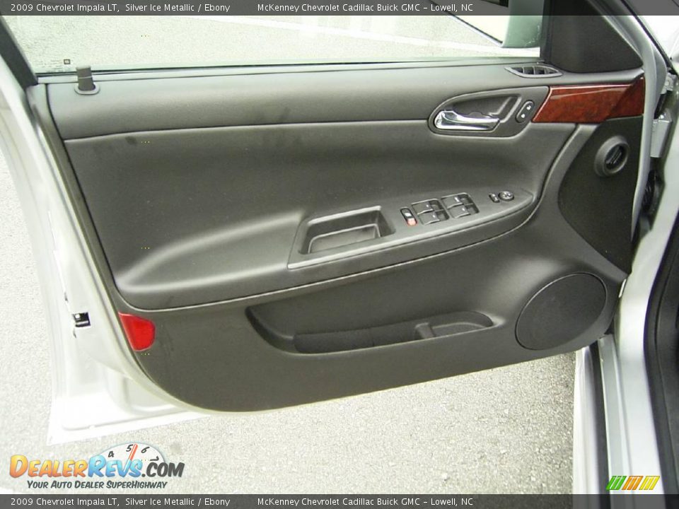 2009 Chevrolet Impala LT Silver Ice Metallic / Ebony Photo #7
