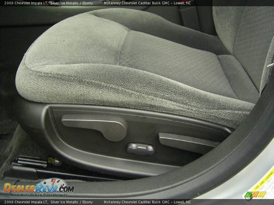 2009 Chevrolet Impala LT Silver Ice Metallic / Ebony Photo #9