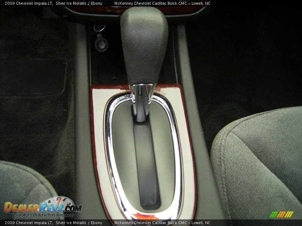 2009 Chevrolet Impala LT Silver Ice Metallic / Ebony Photo #21