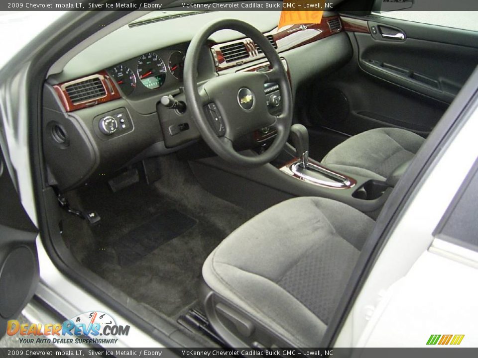 2009 Chevrolet Impala LT Silver Ice Metallic / Ebony Photo #24