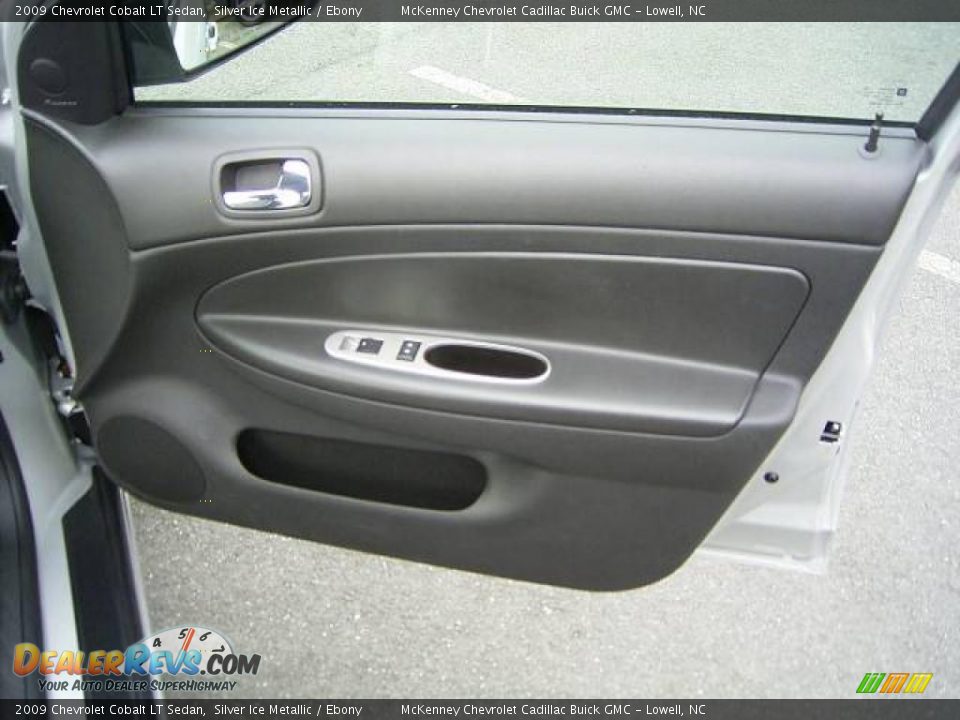 2009 Chevrolet Cobalt LT Sedan Silver Ice Metallic / Ebony Photo #16