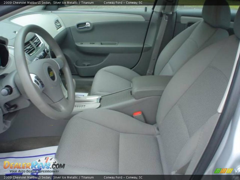 2009 Chevrolet Malibu LS Sedan Silver Ice Metallic / Titanium Photo #21