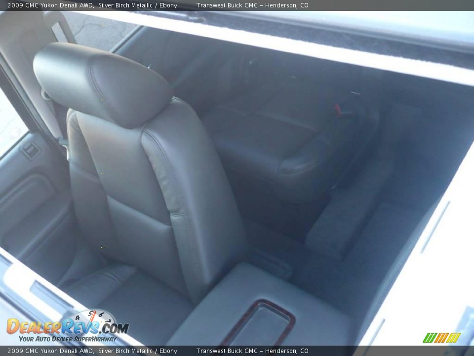 2009 GMC Yukon Denali AWD Silver Birch Metallic / Ebony Photo #8