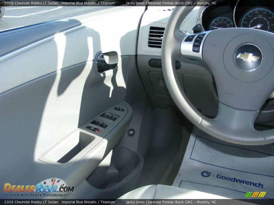 2009 Chevrolet Malibu LT Sedan Imperial Blue Metallic / Titanium Photo #4