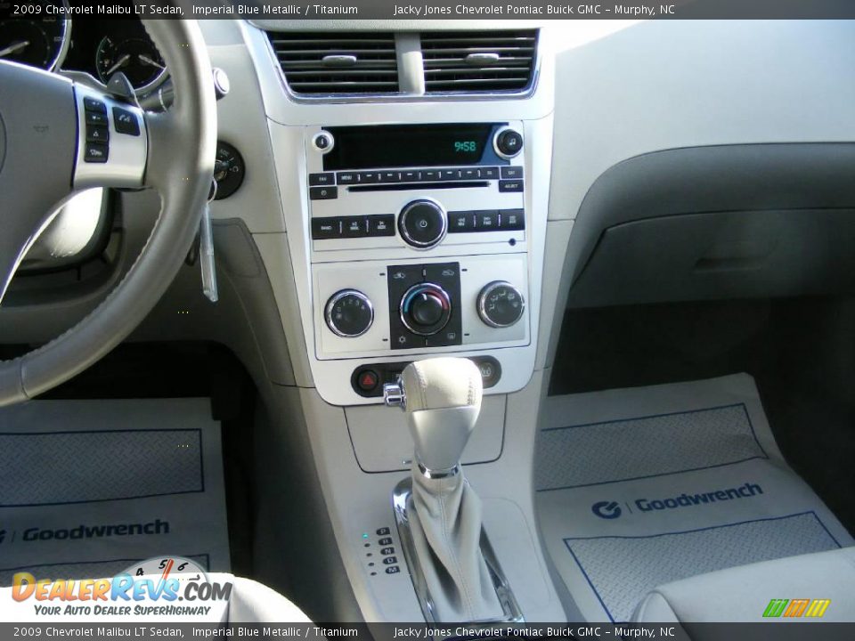 2009 Chevrolet Malibu LT Sedan Imperial Blue Metallic / Titanium Photo #7