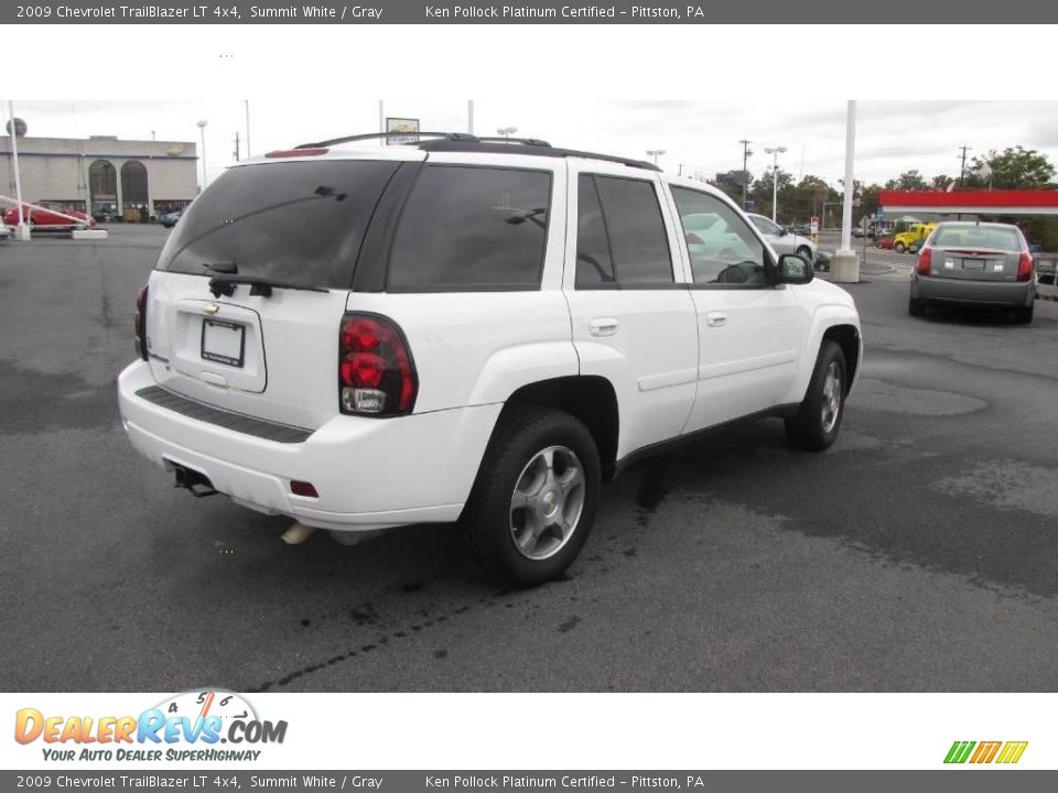 2009 Chevrolet TrailBlazer LT 4x4 Summit White / Gray Photo #6