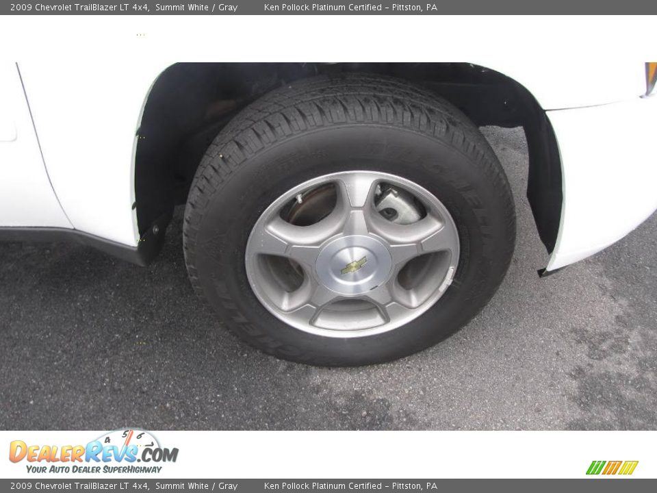 2009 Chevrolet TrailBlazer LT 4x4 Summit White / Gray Photo #14