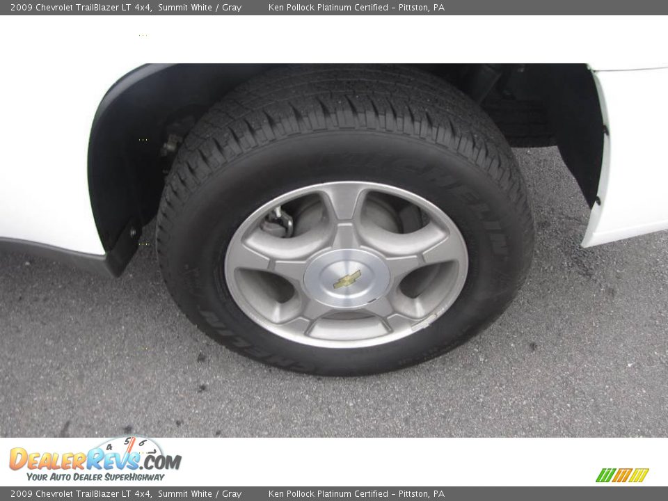 2009 Chevrolet TrailBlazer LT 4x4 Summit White / Gray Photo #16