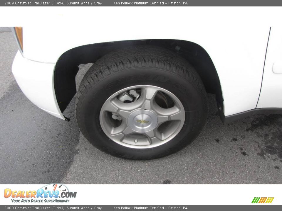 2009 Chevrolet TrailBlazer LT 4x4 Summit White / Gray Photo #17