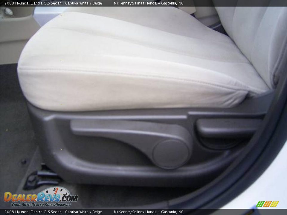 2008 Hyundai Elantra GLS Sedan Captiva White / Beige Photo #9