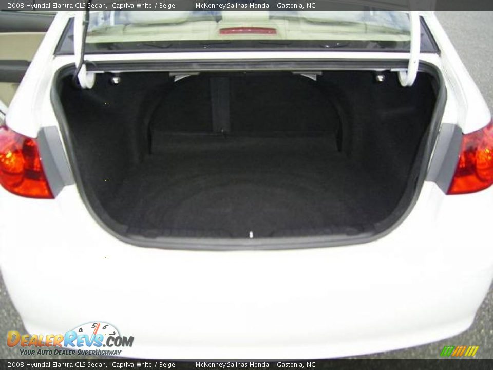 2008 Hyundai Elantra GLS Sedan Captiva White / Beige Photo #12