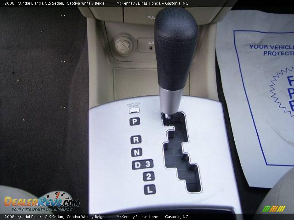 2008 Hyundai Elantra GLS Sedan Captiva White / Beige Photo #23