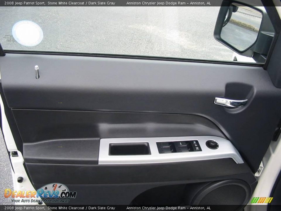 2008 Jeep Patriot Sport Stone White Clearcoat / Dark Slate Gray Photo #11