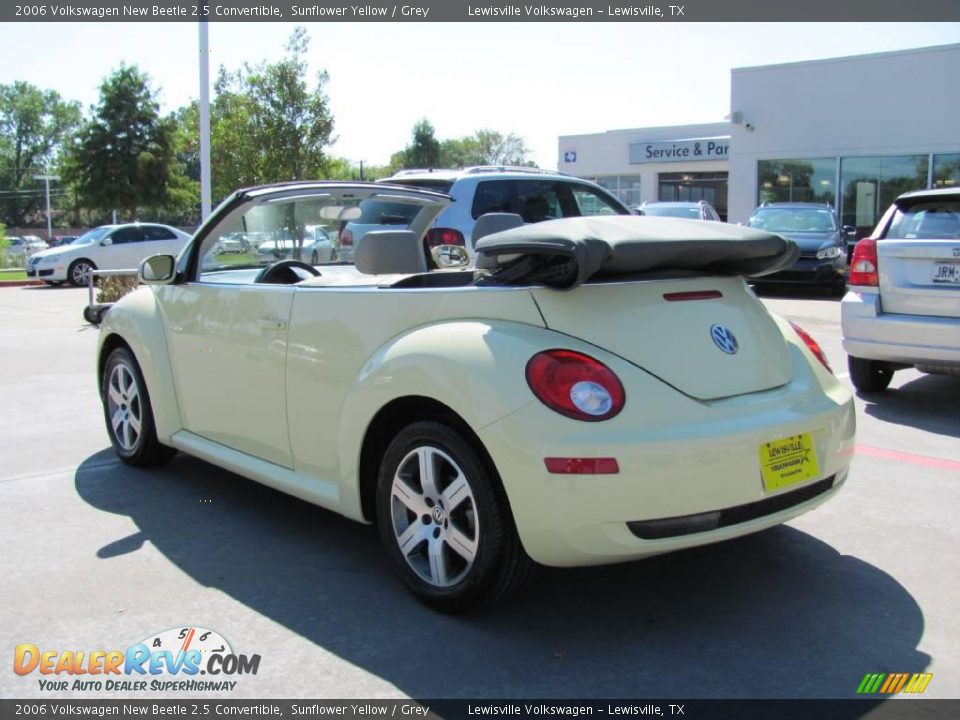 2006 Volkswagen New Beetle 2.5 Convertible Sunflower Yellow / Grey Photo #3
