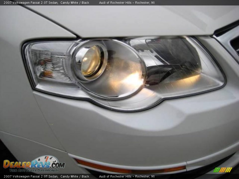 2007 Volkswagen Passat 2.0T Sedan Candy White / Black Photo #9